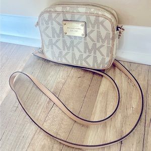 Michael Kors Small Crossbody bag